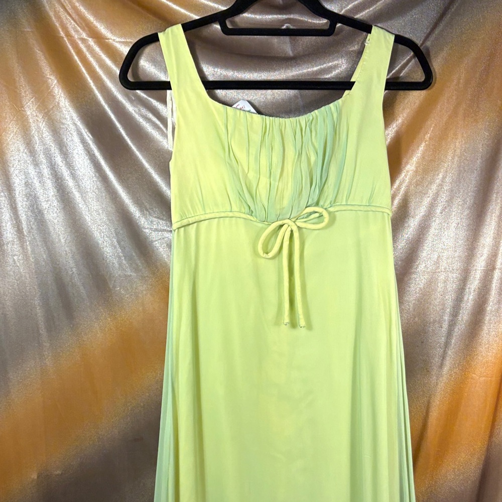 Yellow & Green Sleeveless vintage 60’s sheer apple green overlay Dress Bow. GG